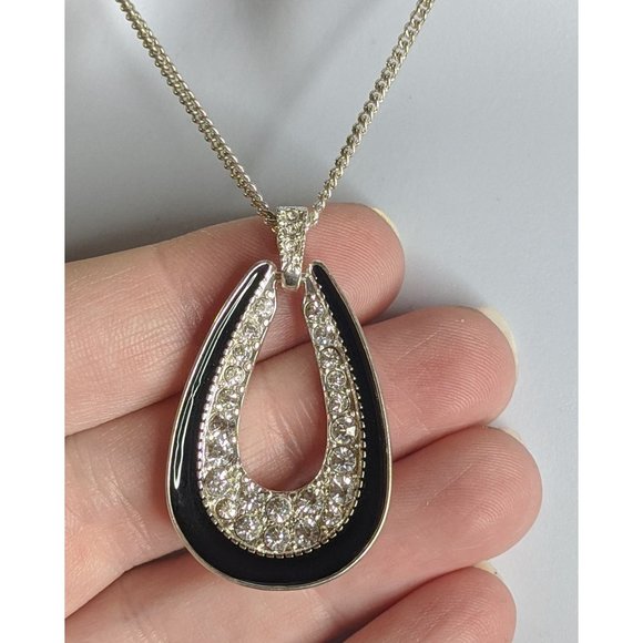 Vintage Black And Silver Teardrop Pendant Necklace - Picture 1 of 4
